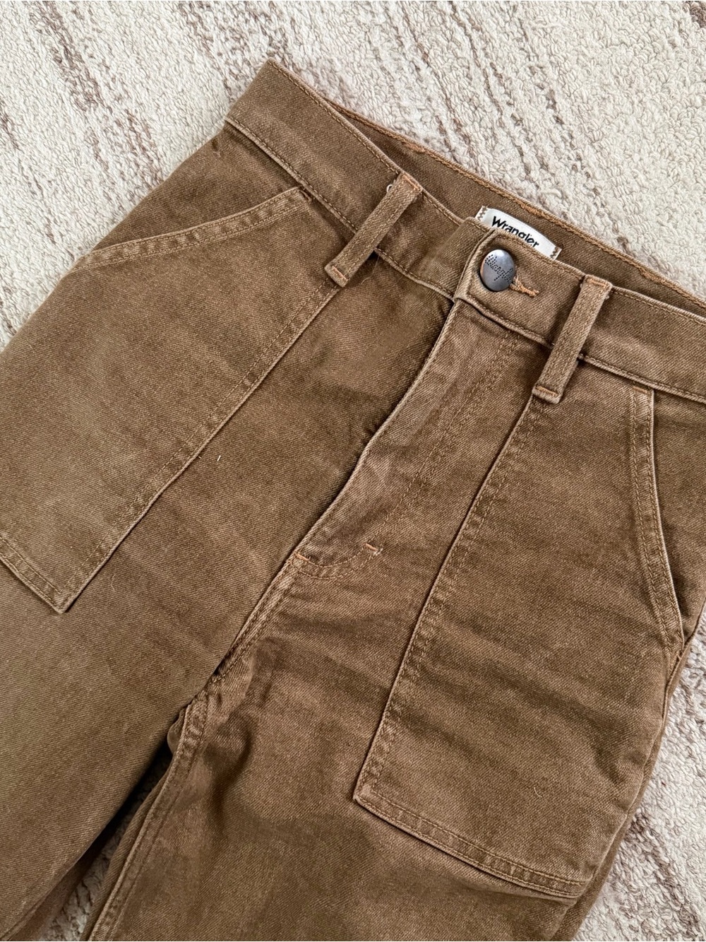 Wrangler Wide Leg Crop Utility Jean in Falcon Brown - Picture 4 of 6